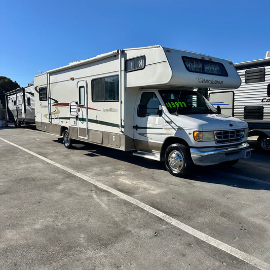 2003 Coachmen Leprechaun Class-C motorhome